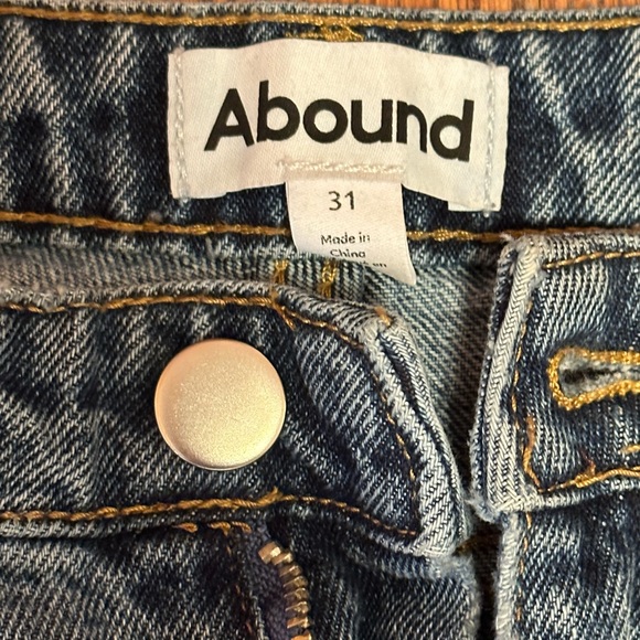 Abound Jeans - Picture 2 of 3
